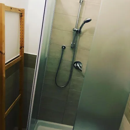 בית הארחה Via Fiume Cento 17 *